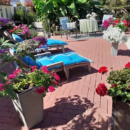 Гостевой дом Gite De Plain Pied Avec Piscine
